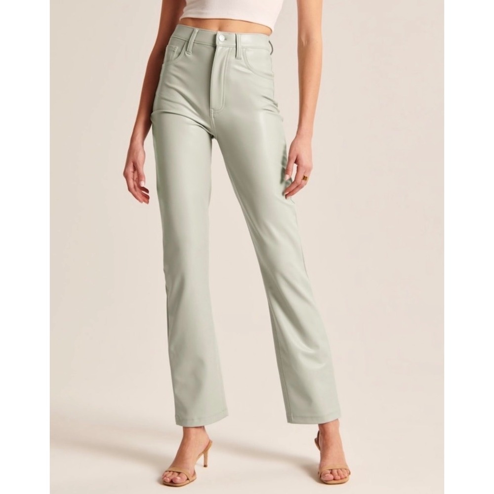 Abercrombie & Fitch Curve Love 90s Straight Ultra High Rise Vegan Leather Pants